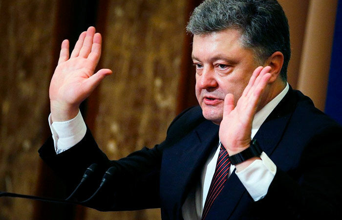 House of ex-president of Ukraine Pyotr Poroshenko surrounded by pro and against protesters