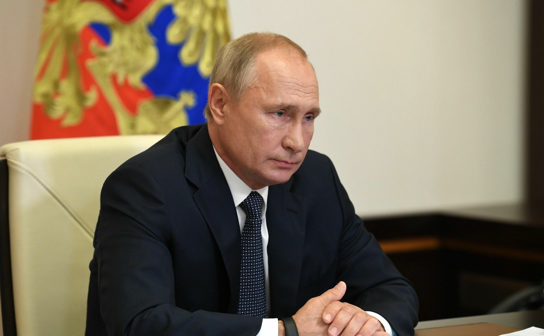 President Putin switched to a self-isolation regime