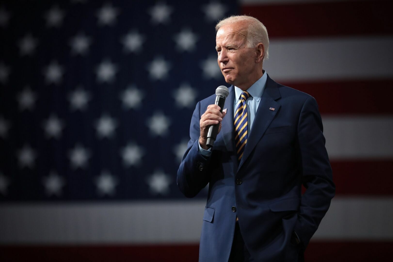 Joe Biden announces sanctions against Russia's sovereign debt