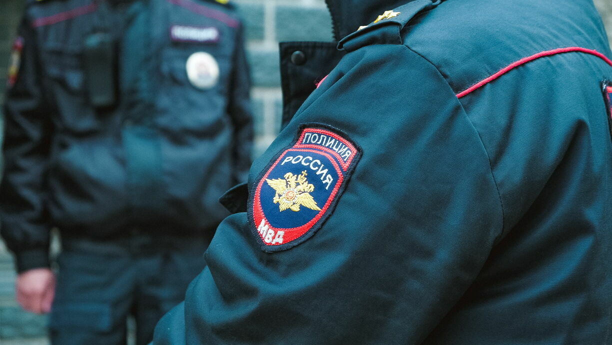 A deserter near Rostov opened fire on the police with a machine gun