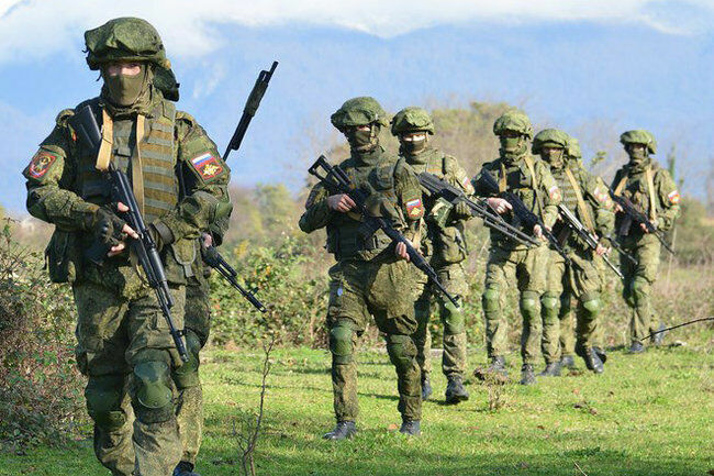 300 Pskov paratroopers arrived in Belarus