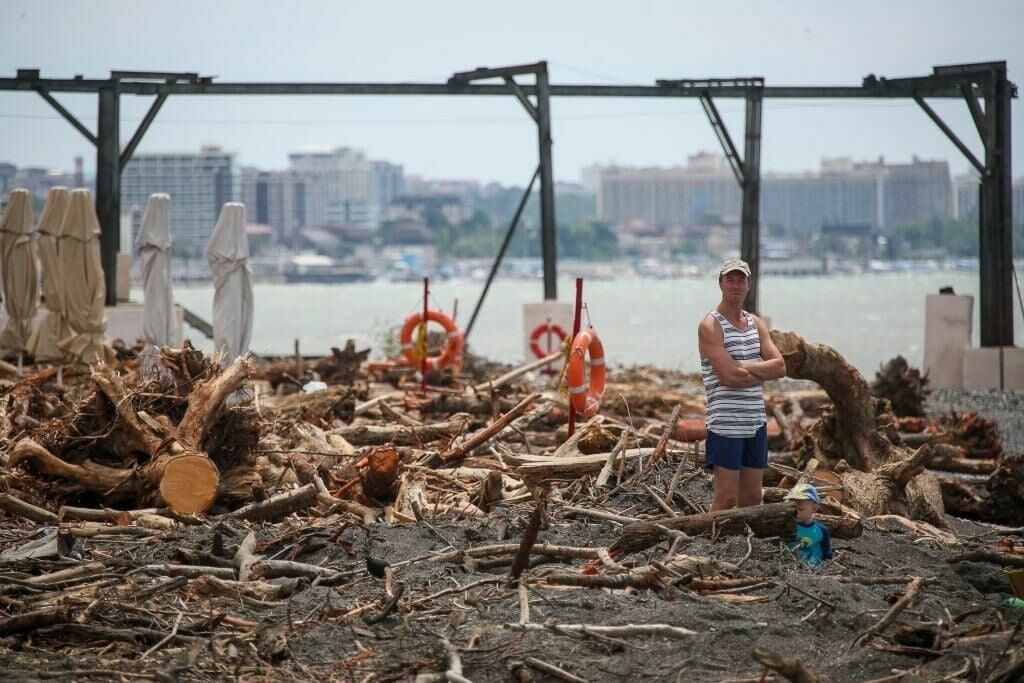 After the flood: when the Black Sea becomes safe for people