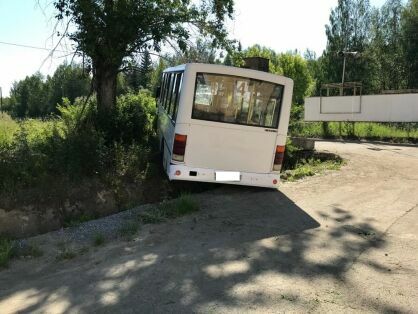 A bus in the Sverdlovsk region crushed six workers to death (VIDEO)