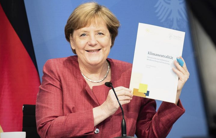 Angela Merkel became the first in the rating of approval of world leaders
