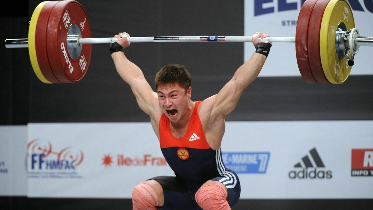 20 Russian weightlifters accused of doping