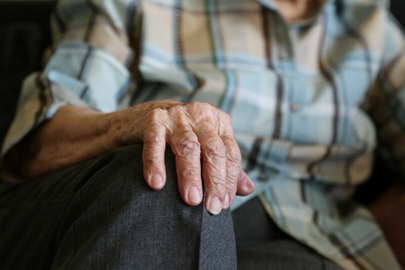 Working pensioners can take sick leave
