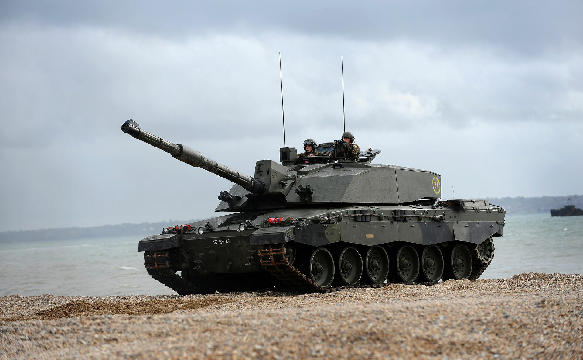 Britain recognized the advantage of Russia in a possible military conflict