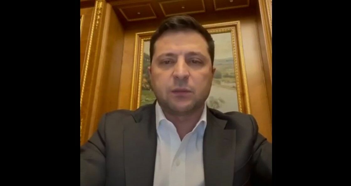 Zelensky: "Russia strikes at the military infrastructure of Ukraine"