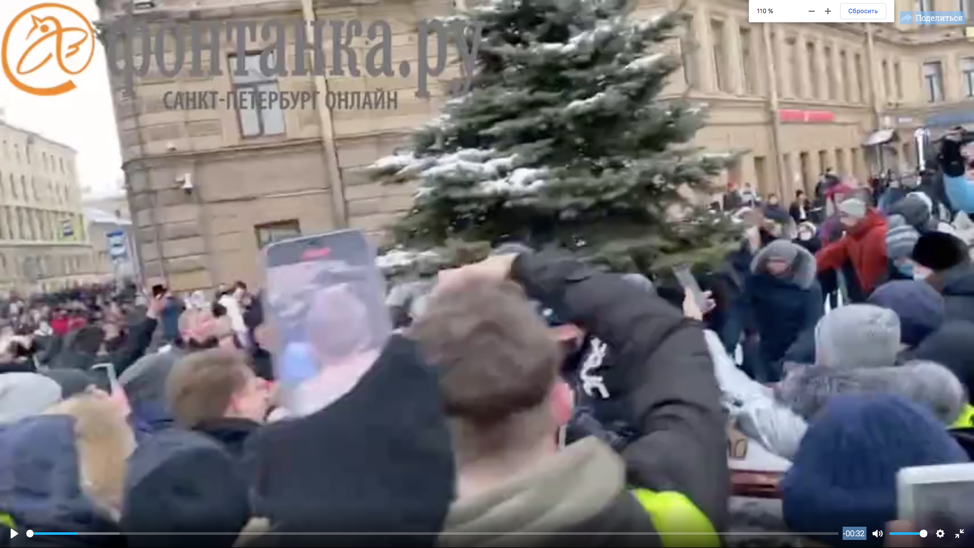 "Fontanka": on Sennaya Square in St. Petersburg, the police used gas against protesters
