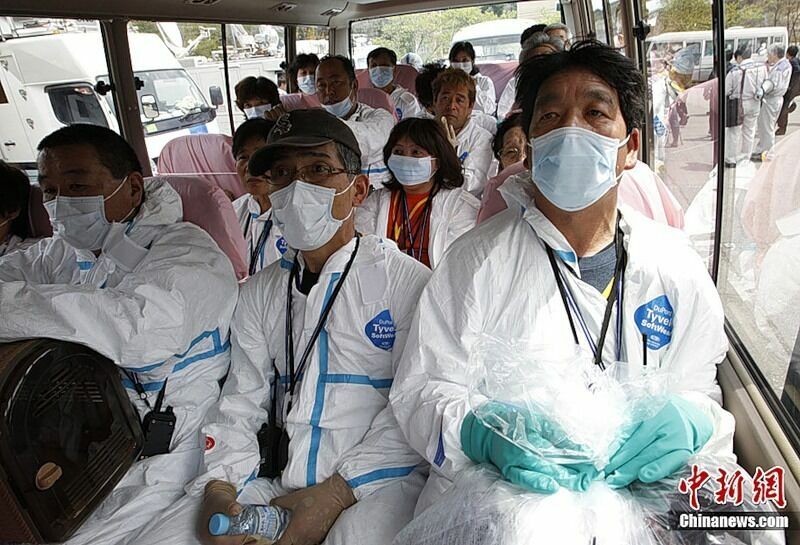 Жителям Фукусимы пока не разрешают вернуться домой