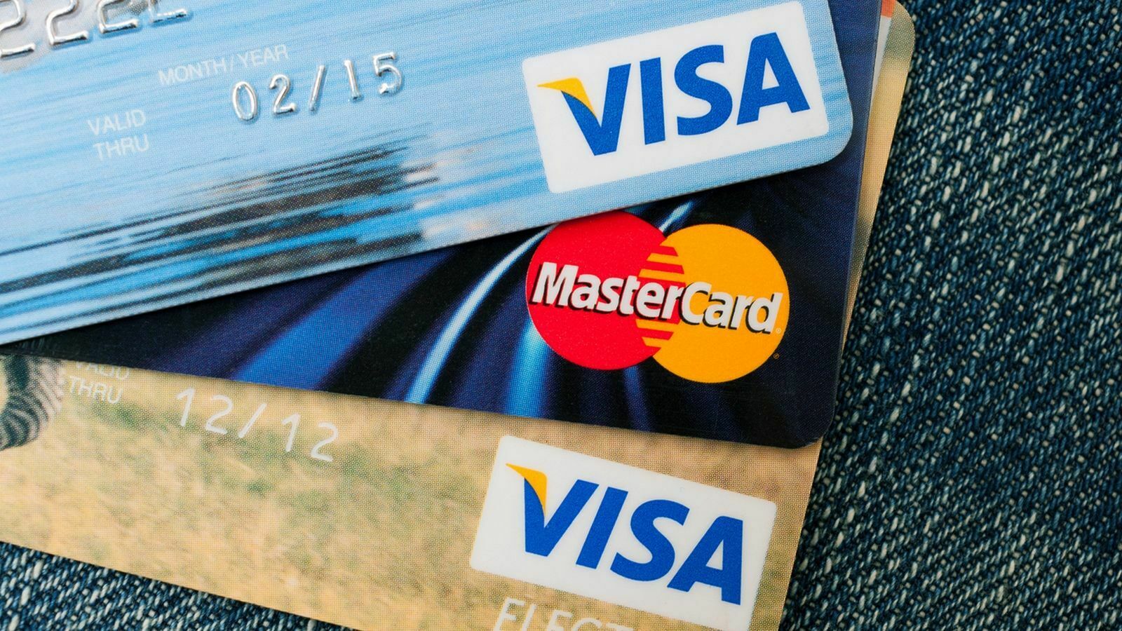 From October 1, child benefits cannot be received on Mastercard and Visa cards