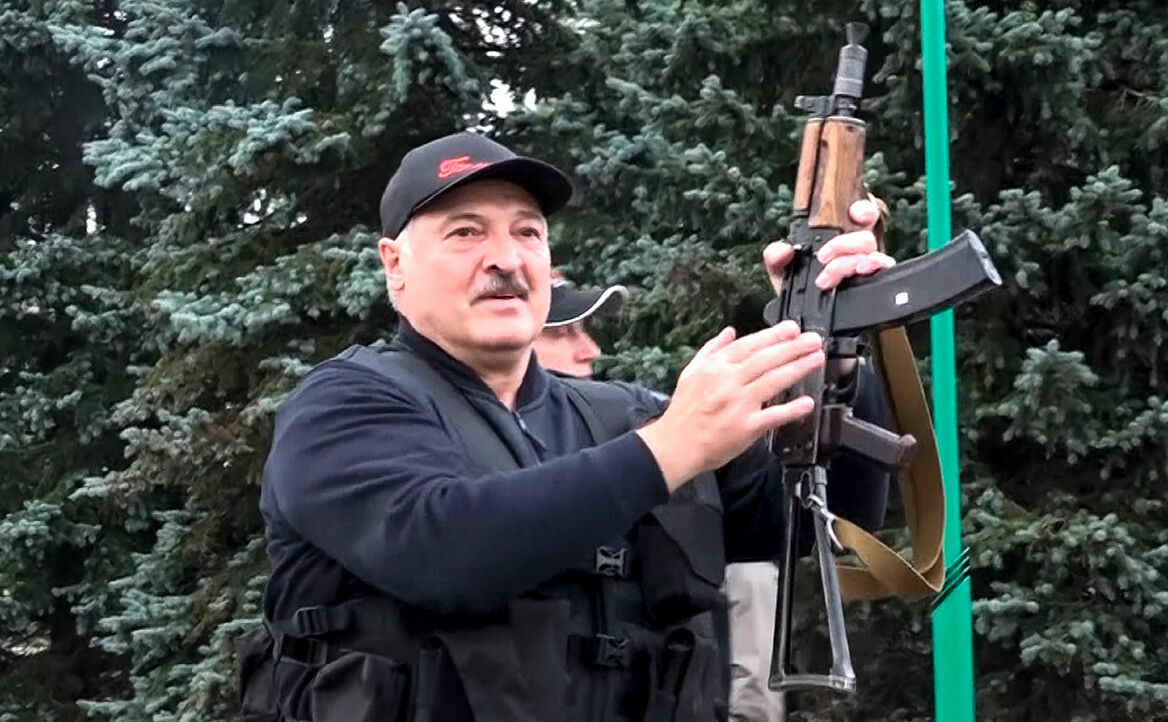 Lukashenko offered to "tear off the hands" of the protesters who encroached on the security forces