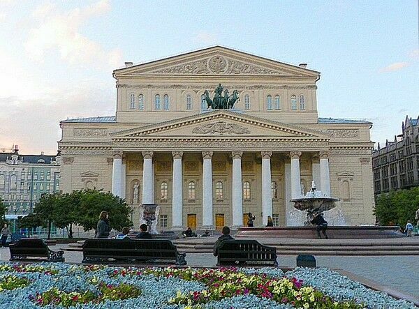 A death-defying act: what the artists of the Bolshoi Theater say after the death of Yevgeny Kulesh