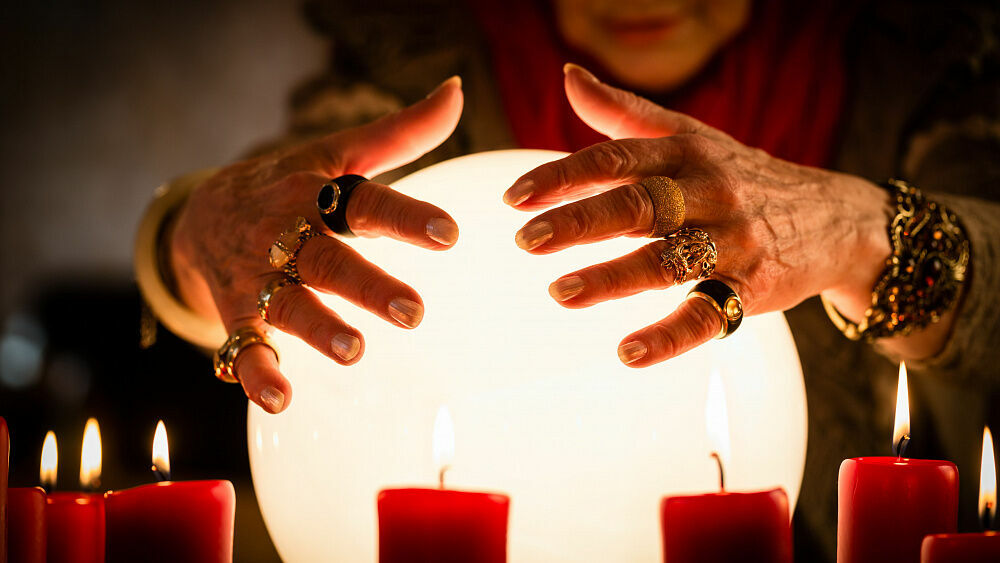 Fortune-telling for coronavirus vaccination: what clairvoyants and psychics predict