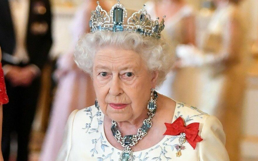 Elizabeth II decided to sue Prince Harry and Meghan Markle