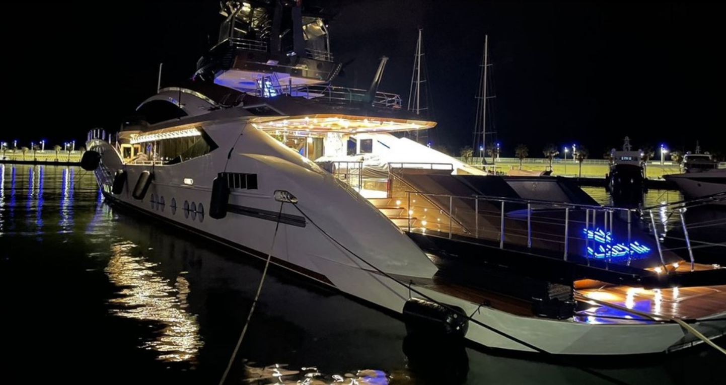Italian police confiscated Mordashov's yacht and blocked Timchenko's yacht