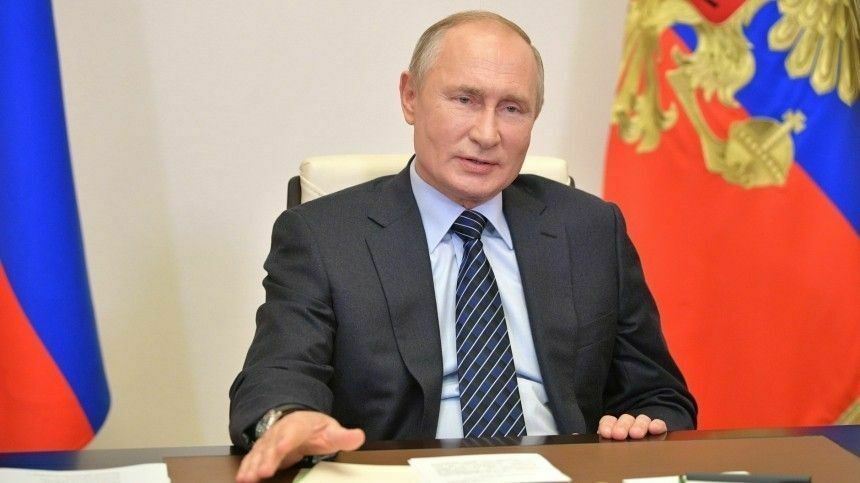 Putin proposed to increase the amount of sick certificate for the parents of children under seven