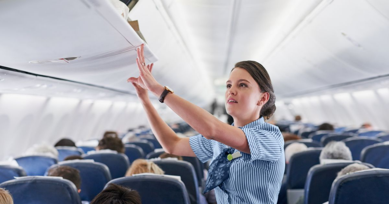 What to do and what not to do on the plane: flight attendant tips