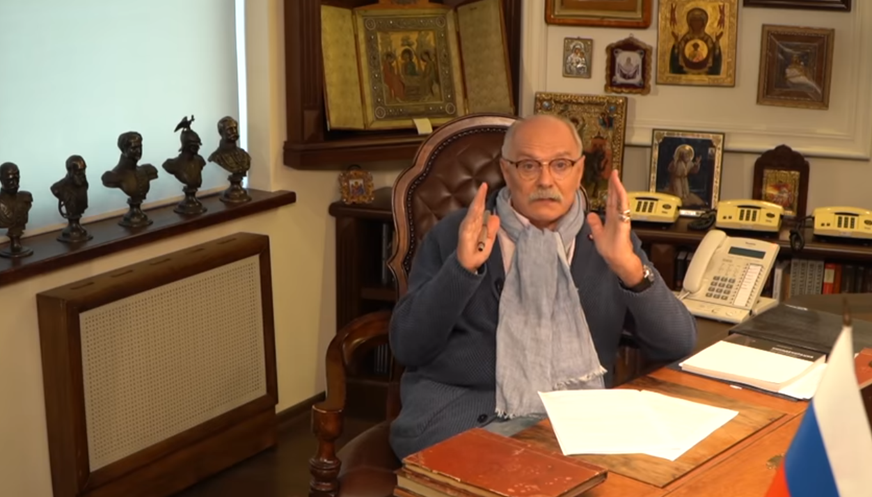 Nikita Mikhalkov: “My darlings, there is no conspiracy, there are official documents”