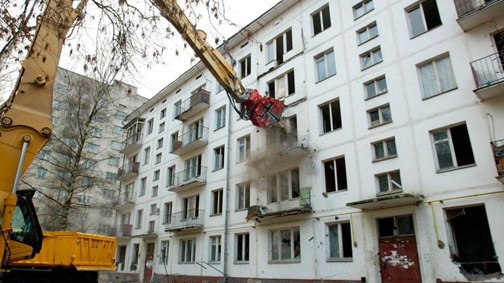 Deportation for renovation: the new law will allow to evict Muscovites from their apartments