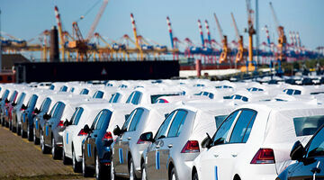 Seaports of Russia choked on the import of passenger cars