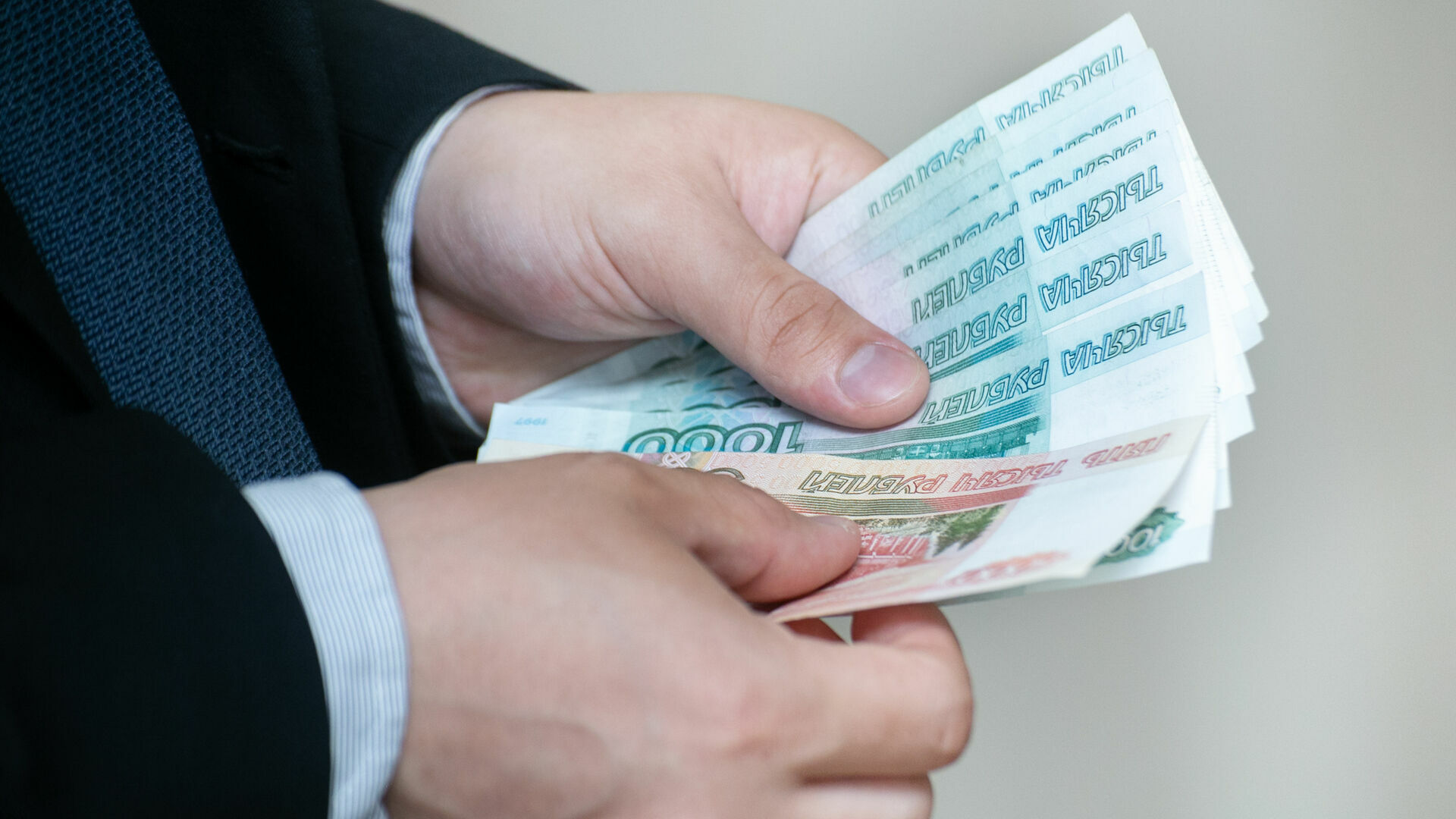 Analyst: mass repayment of mortgages is associated with the refinancing of debtors