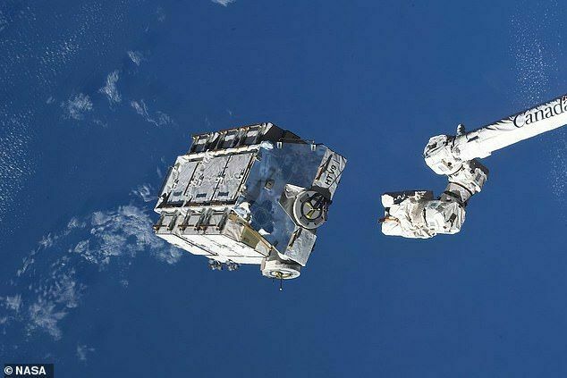 ISS dropped the heaviest piece of space debris in history (VIDEO)