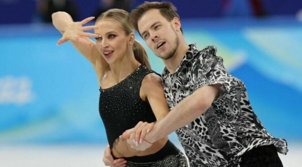 Sinitsina and Katsalapov won silver medals in ice dancing at the Olympics