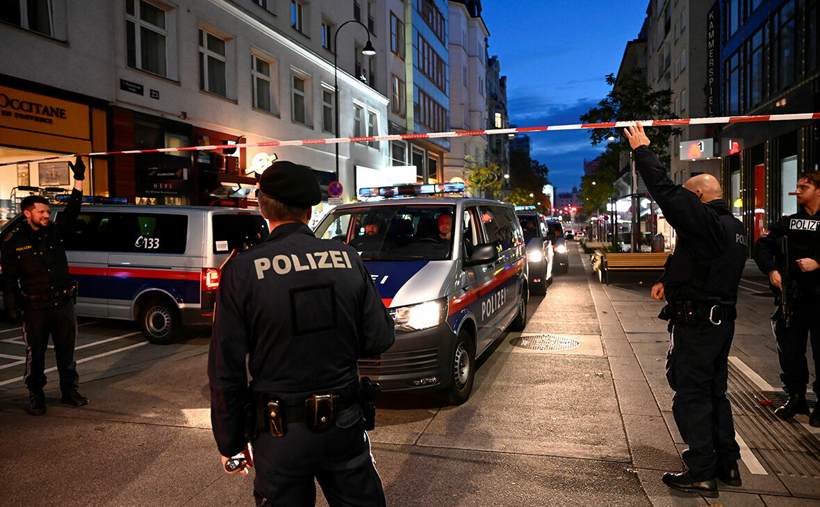 New suspect in Vienna terrorist attack was detained in Austria