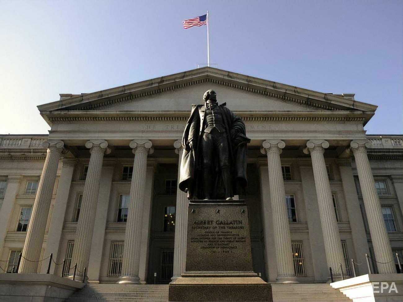The United States officially recognized the Russian economy as non-market
