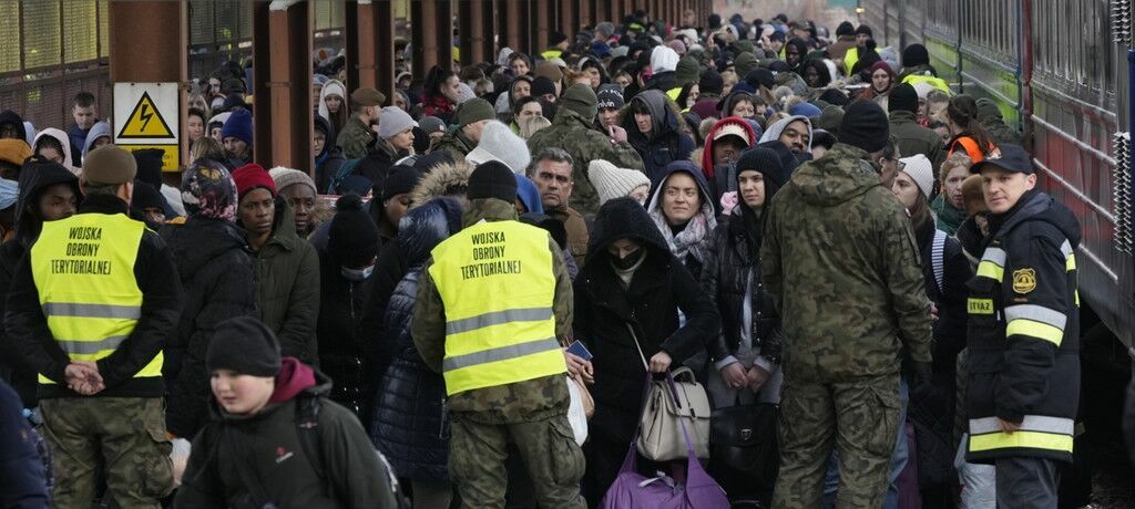 EU countries and England are ready to compete with each other for the admission of Ukrainian refugees