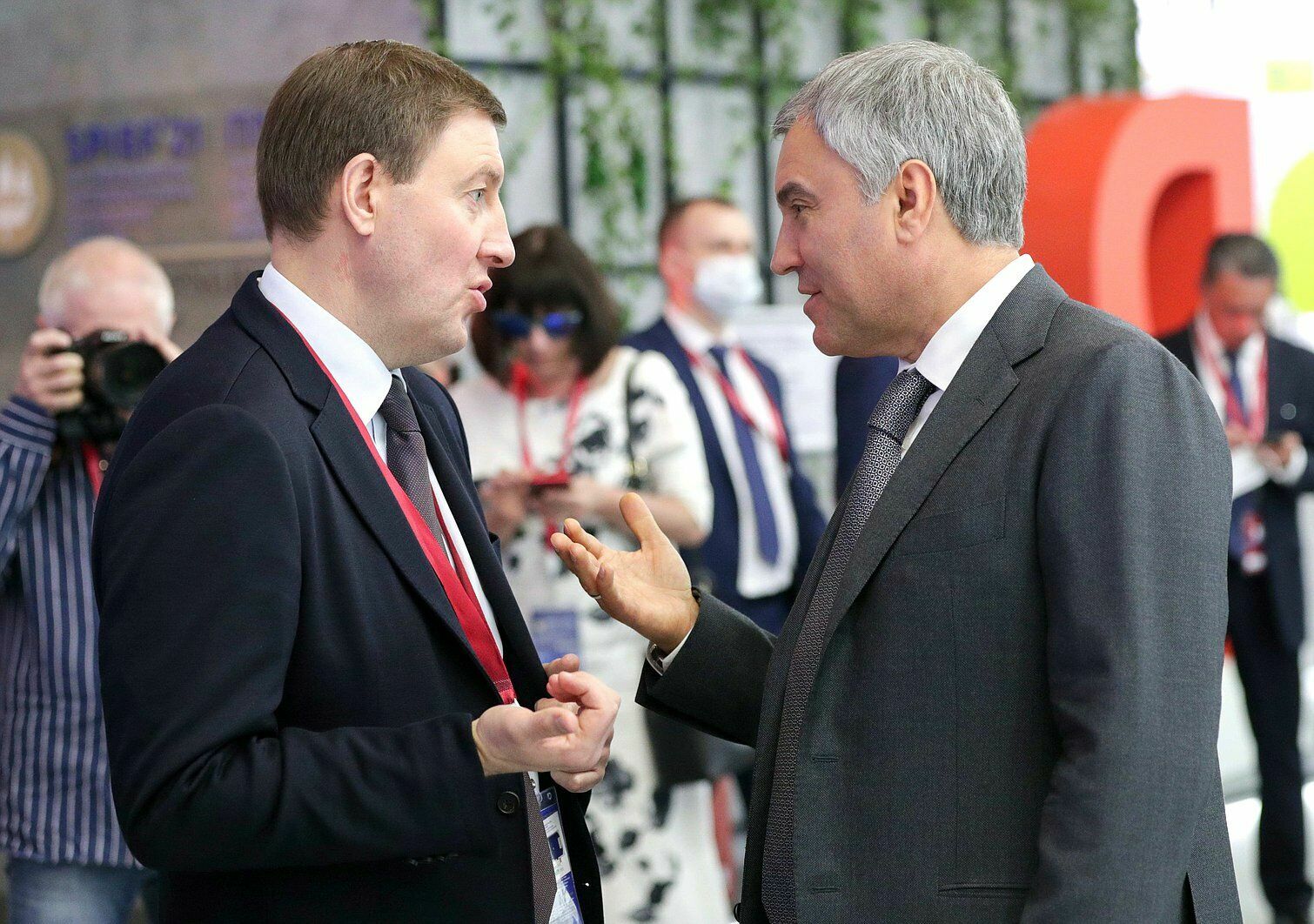 Party Faction vs Faction Party. Why are United Russia leaders quarreling?