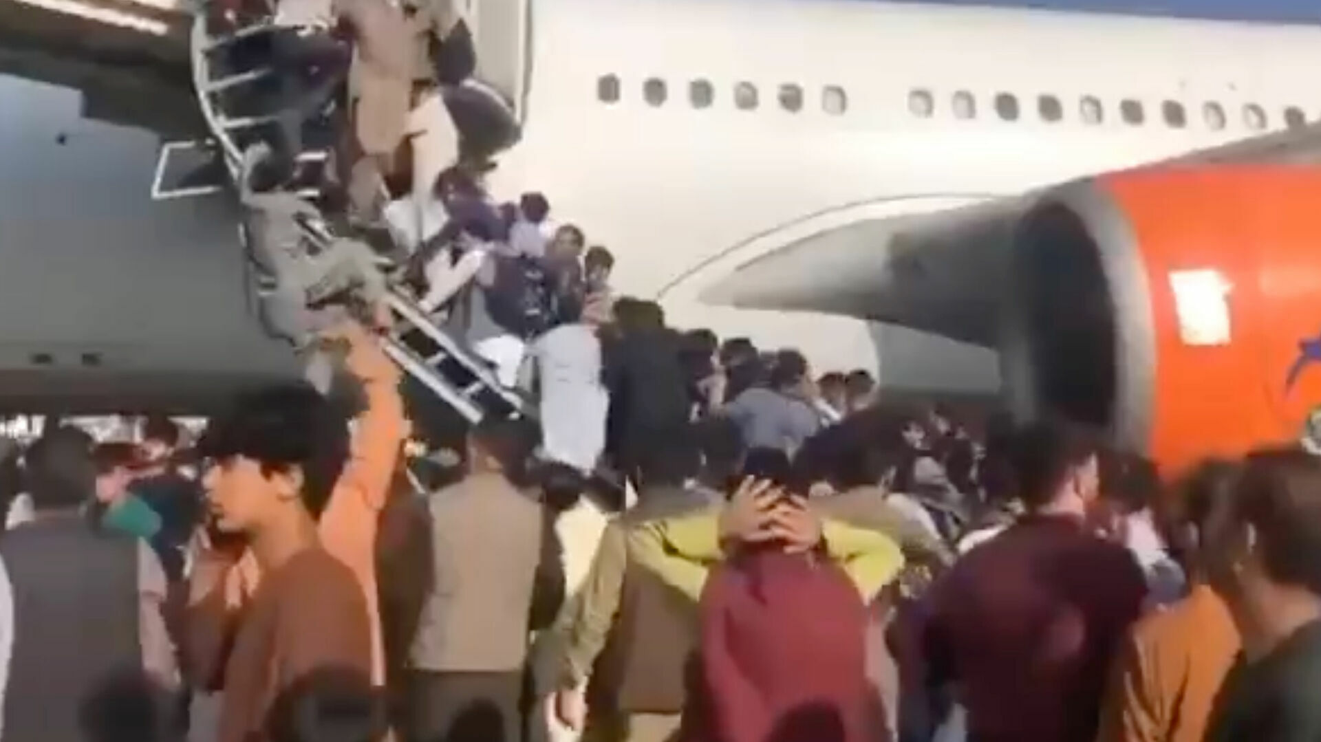 Taliban banned flights from Kabul airport